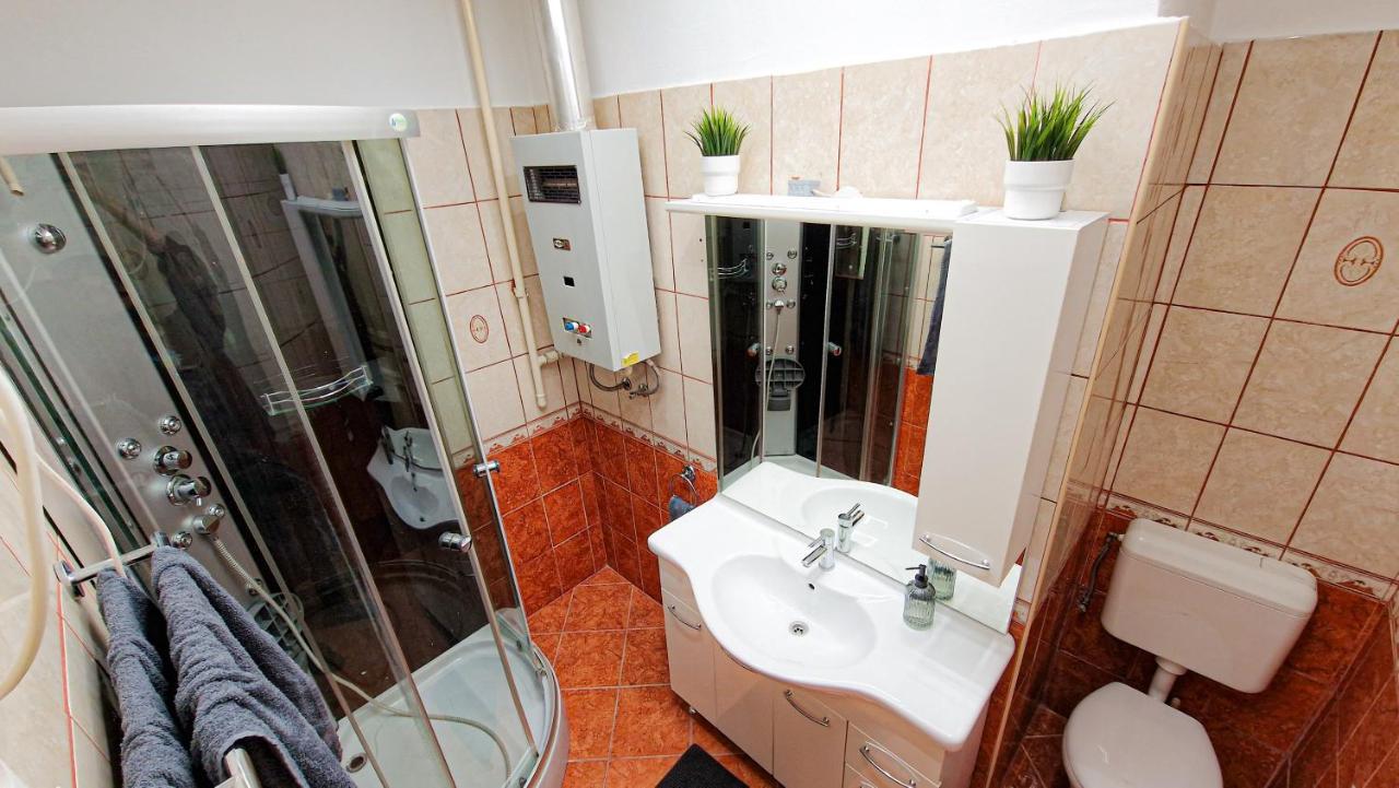 Апартаменты Pearl Apartman Дьёр Экстерьер фото